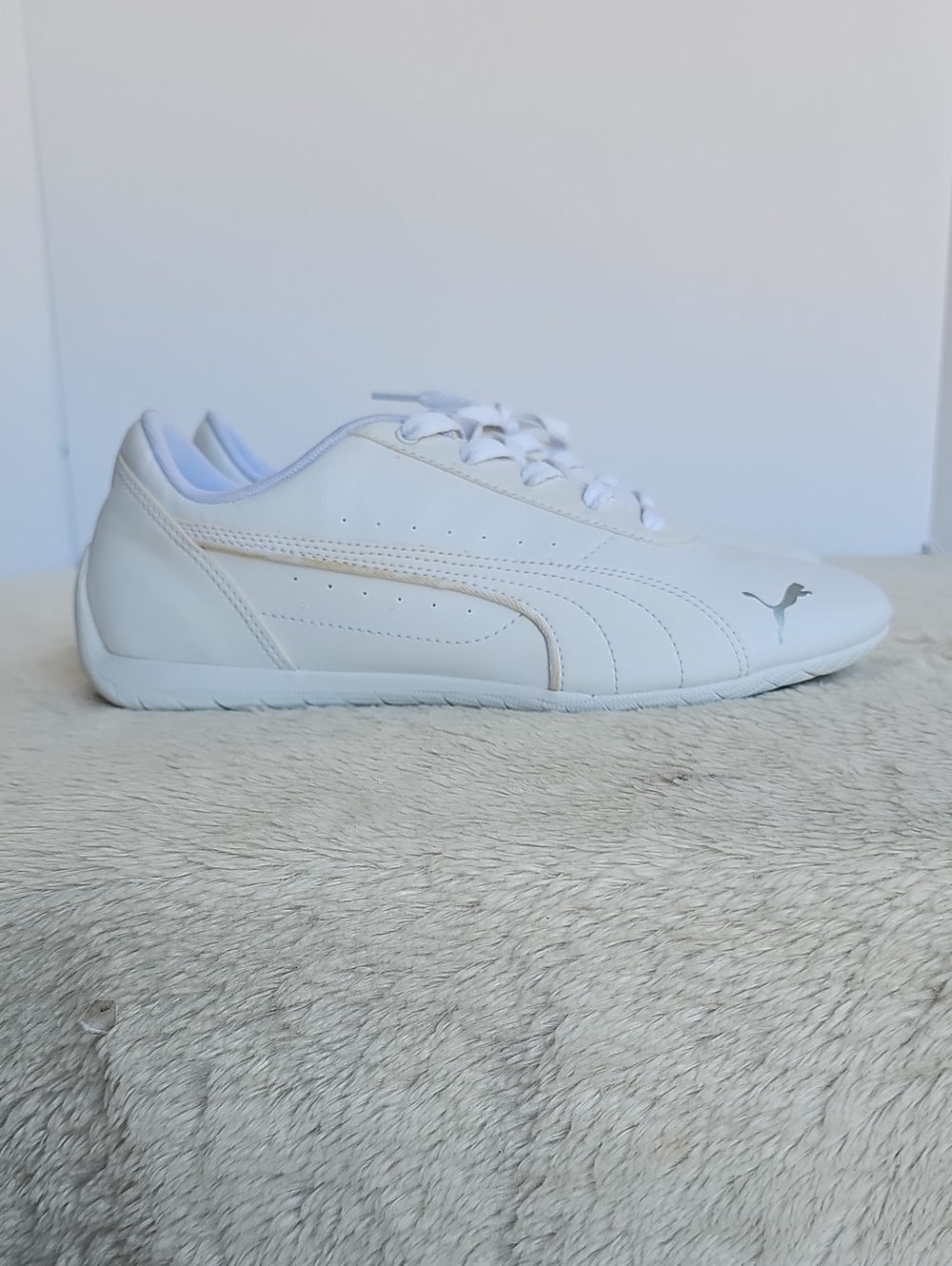 PUMA Neo Cat Unlicensed Triple White Low Top Sneakers Size 9
